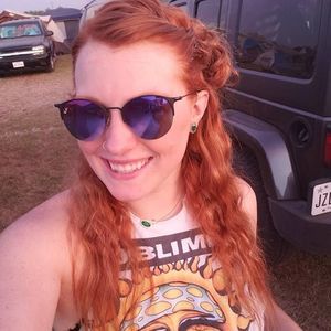 Meet your Posher, Corinna